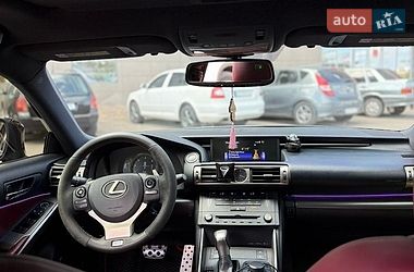 Седан Lexus IS 2015 в Кривом Роге