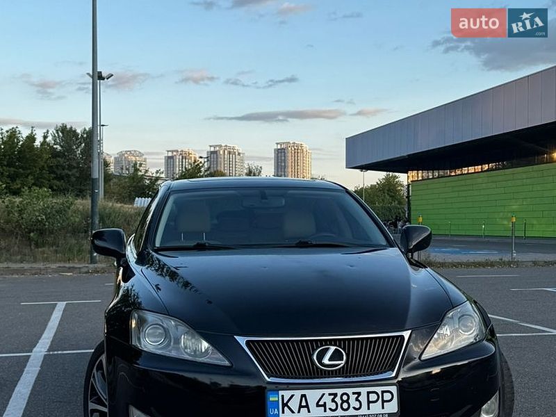Седан Lexus IS 2007 в Києві