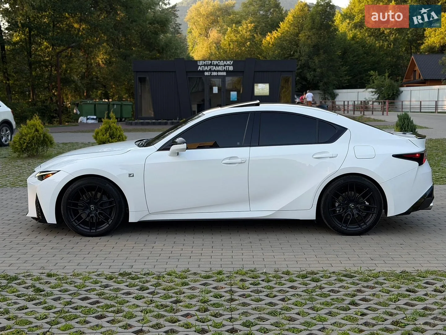 2023 Lexus IS - мініатюра 6