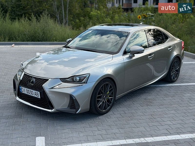 Седан Lexus IS 2018 в Хмельницькому