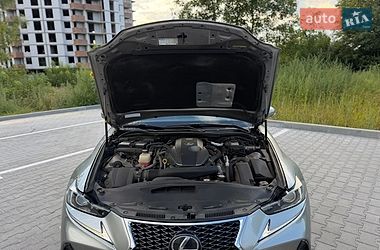 Седан Lexus IS 2018 в Хмельницькому