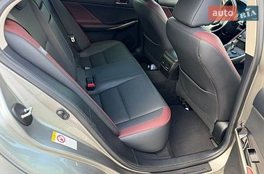 Седан Lexus IS 2018 в Хмельницькому