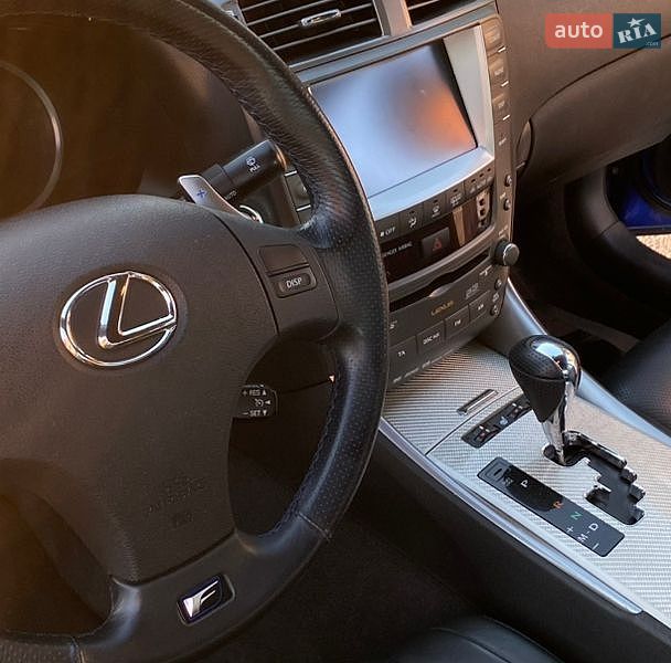 Седан Lexus IS 2008 в Днепре