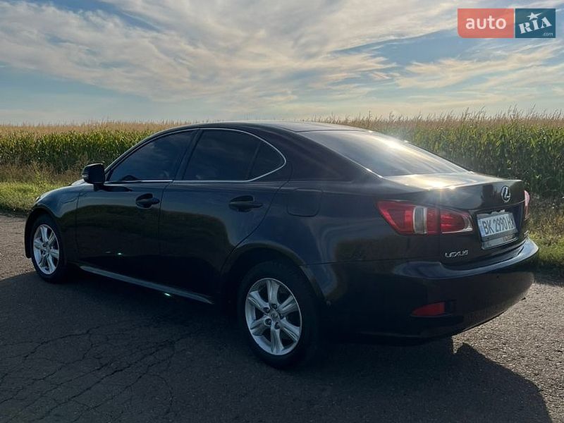 Седан Lexus IS 2010 в Черкасах