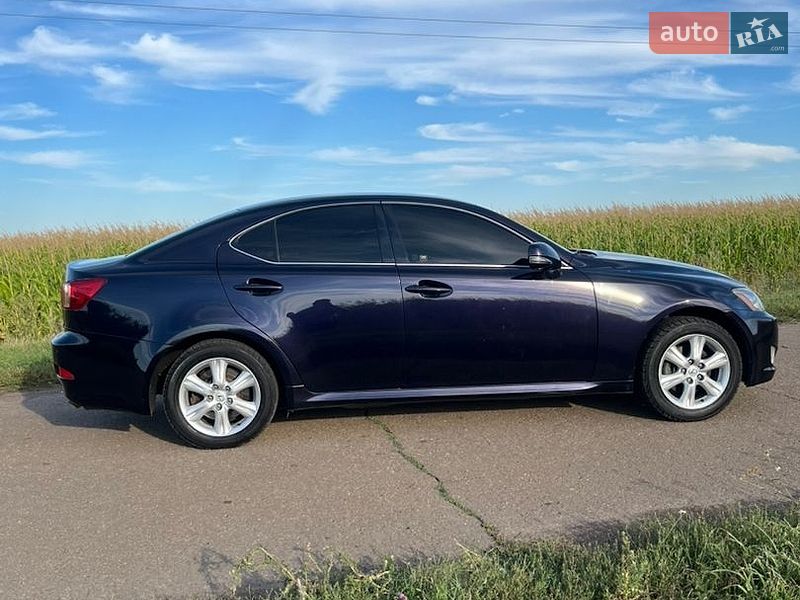 Седан Lexus IS 2010 в Черкасах