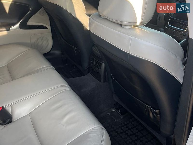 Седан Lexus IS 2010 в Черкасах