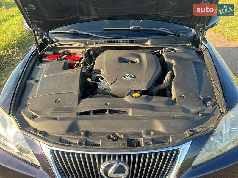 Седан Lexus IS 2010 в Черкасах