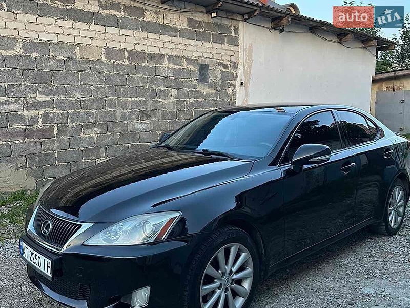 Седан Lexus IS 2009 в Ивано-Франковске