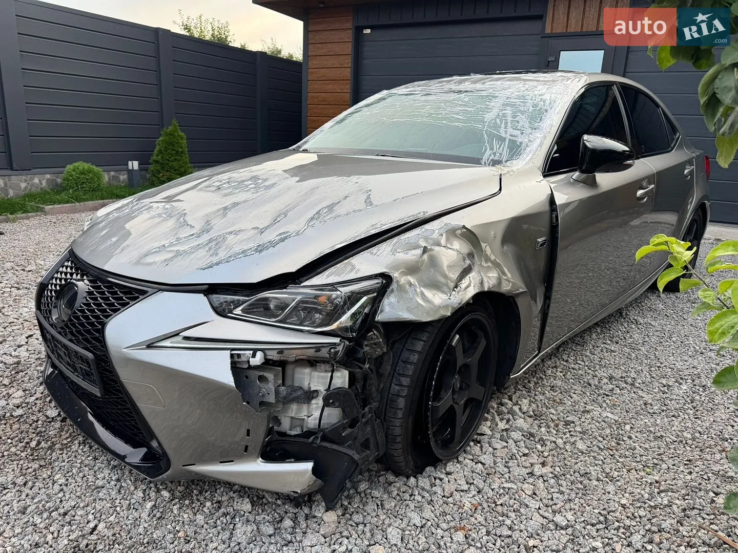 2018 Lexus IS - мініатюра 2