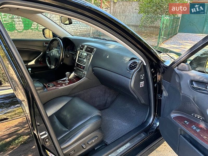 Седан Lexus IS 2008 в Одессе