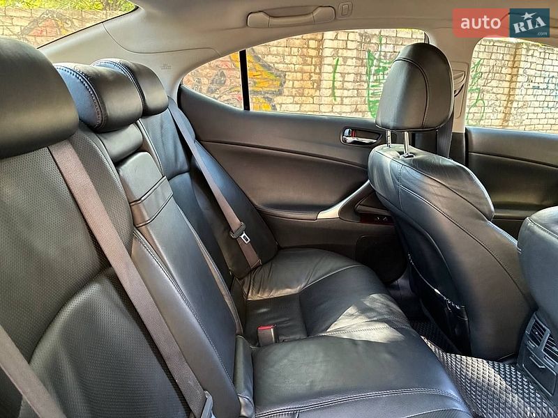 Седан Lexus IS 2008 в Одессе