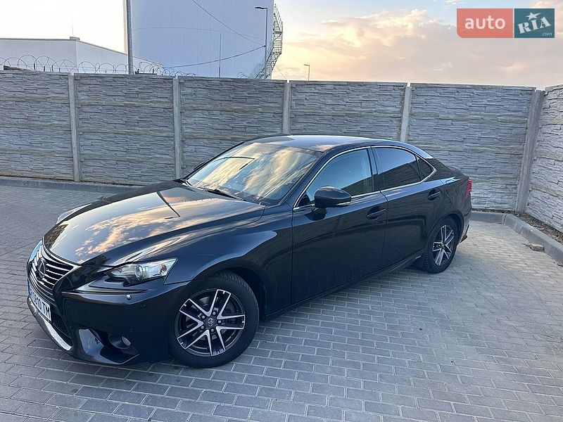 Lexus IS 2014