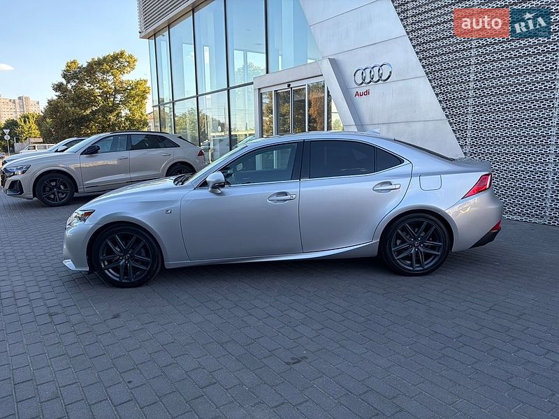 Седан Lexus IS 2014 в Харкові