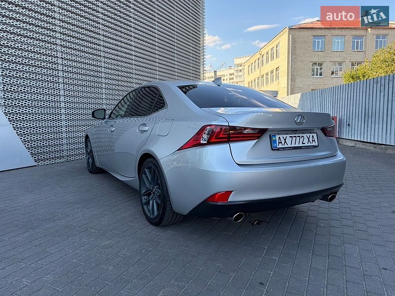 Седан Lexus IS 2014 в Харкові