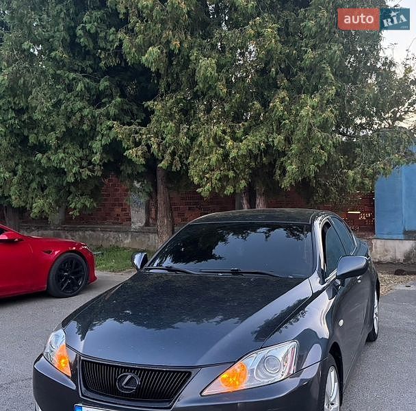 Седан Lexus IS 2007 в Ужгороде