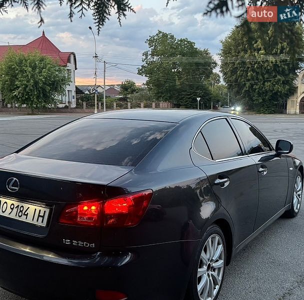 Седан Lexus IS 2007 в Ужгороде