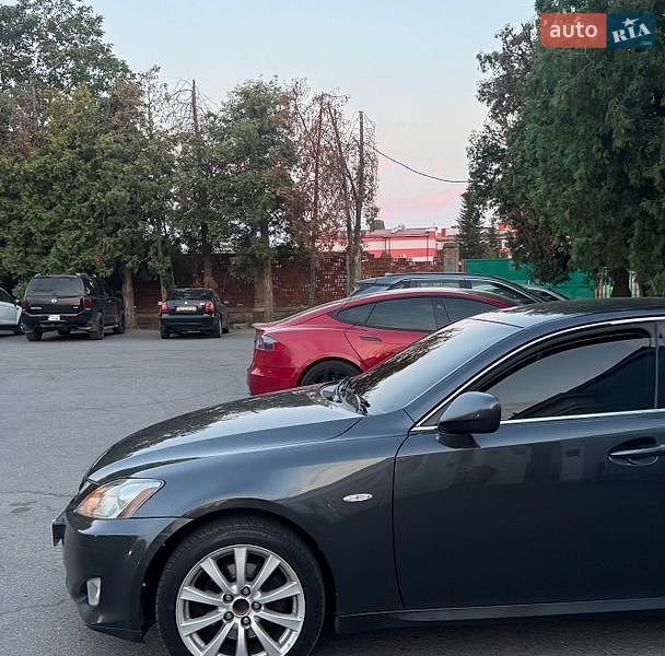 Седан Lexus IS 2007 в Ужгороде
