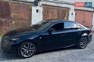 Седан Lexus IS 2015 в Днепре