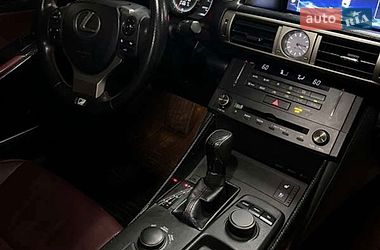 Седан Lexus IS 2015 в Днепре