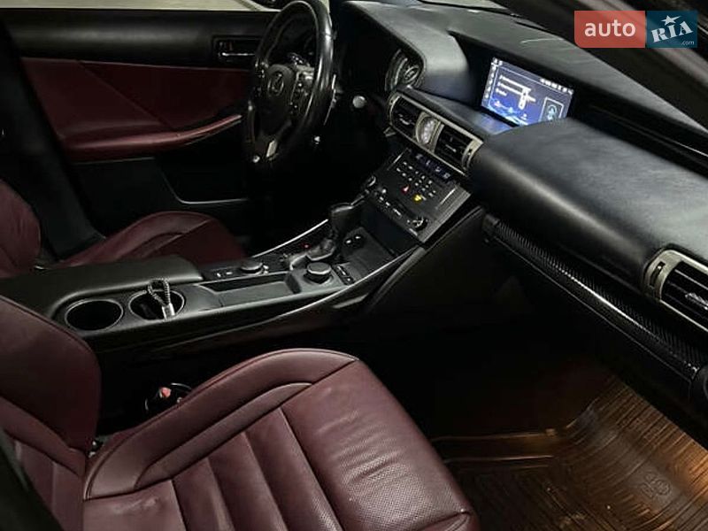 Седан Lexus IS 2015 в Днепре