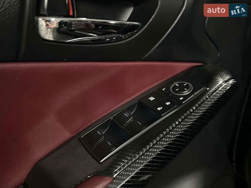 Седан Lexus IS 2015 в Днепре