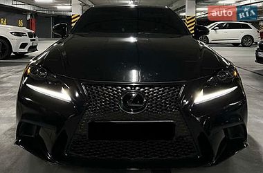 Седан Lexus IS 2015 в Днепре