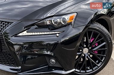 Седан Lexus IS 2014 в Києві