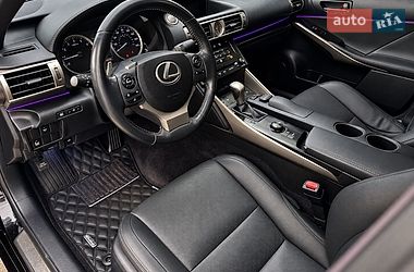 Седан Lexus IS 2014 в Києві