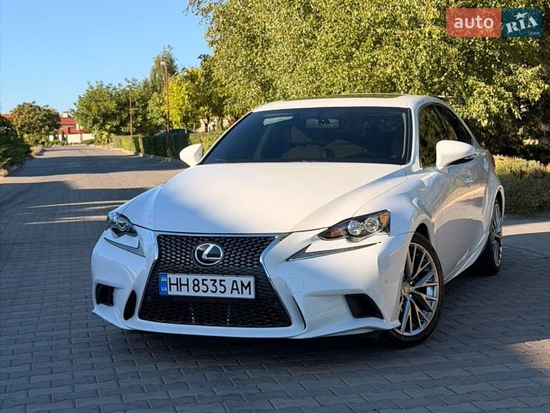 Lexus IS 2015