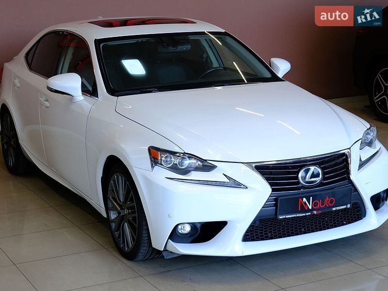 Седан Lexus IS 2015 в Одесі