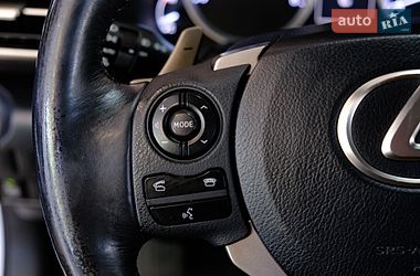 Седан Lexus IS 2015 в Одесі