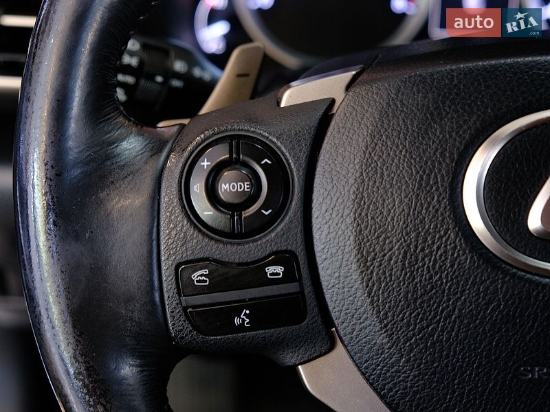 Седан Lexus IS 2015 в Одесі