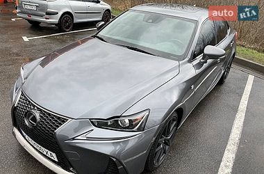Седан Lexus IS 2017 в Киеве