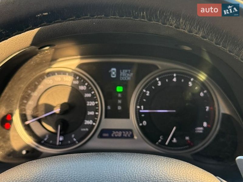 Седан Lexus IS 2007 в Києві