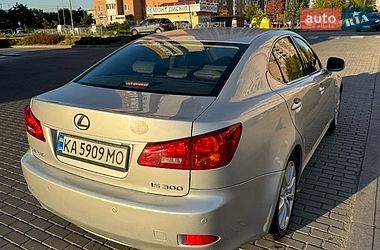 Седан Lexus IS 2007 в Києві