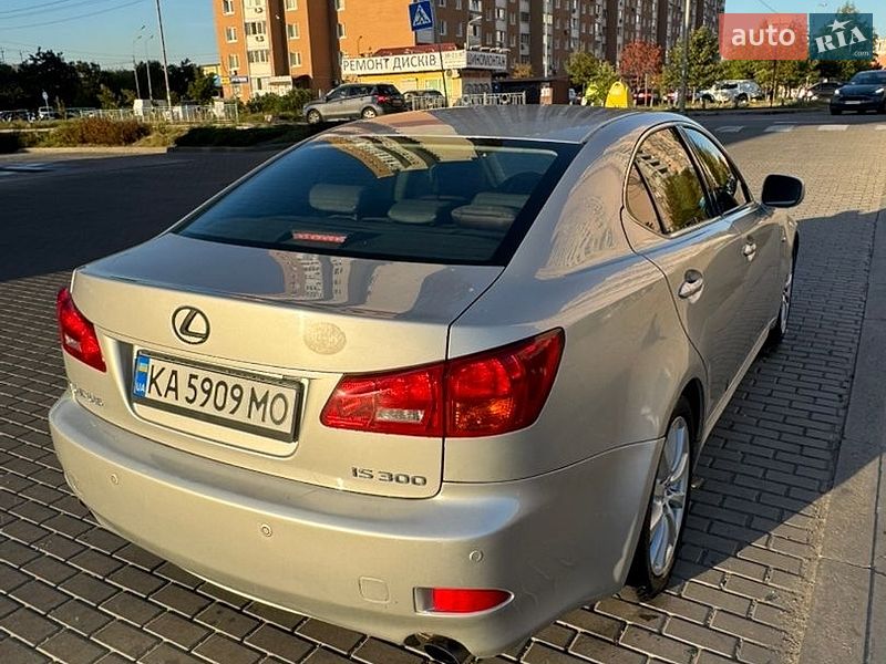 Седан Lexus IS 2007 в Києві