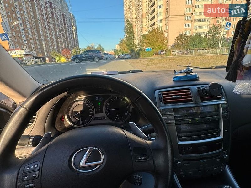 Седан Lexus IS 2007 в Києві