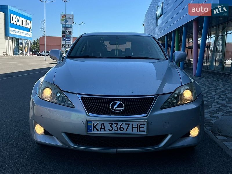 Седан Lexus IS 2007 в Києві