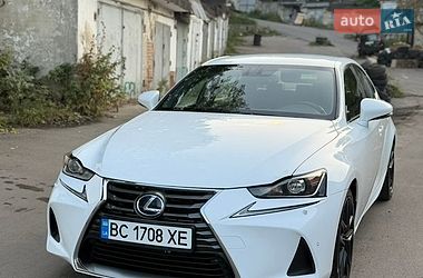Седан Lexus IS 2014 в Львове