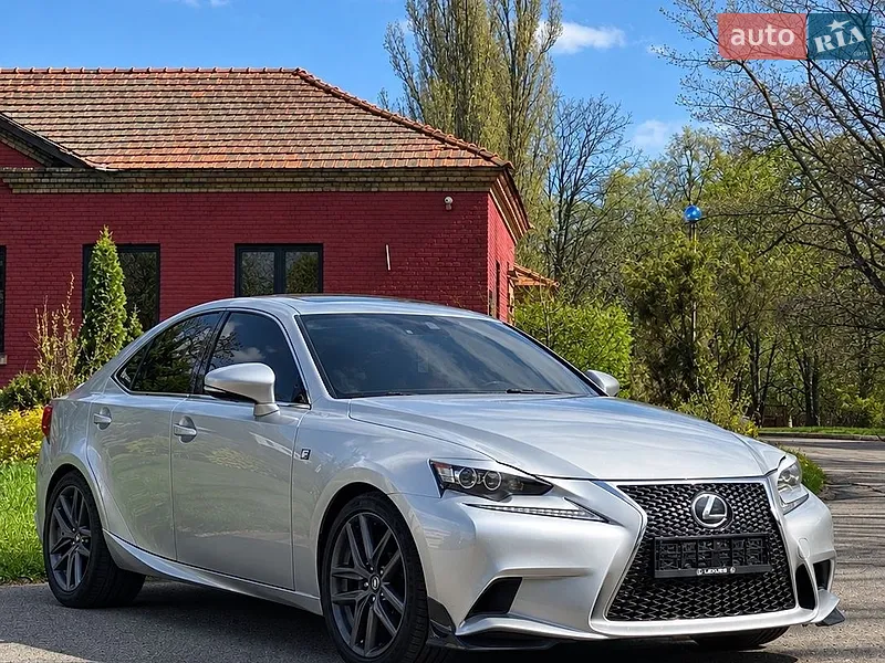 Lexus IS 2014