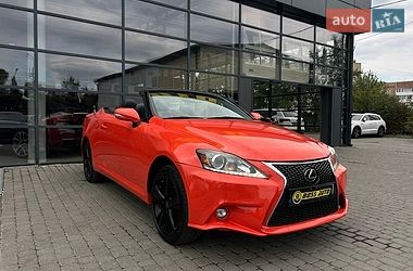 Кабриолет Lexus IS 2012 в Ивано-Франковске