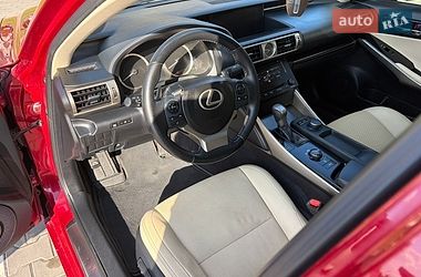 Седан Lexus IS 2013 в Луцьку