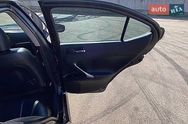 Седан Lexus IS 2011 в Киеве фото 24 Седан Lexus IS 2011 в Киеве
