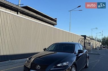 Седан Lexus IS 2014 в Львові
