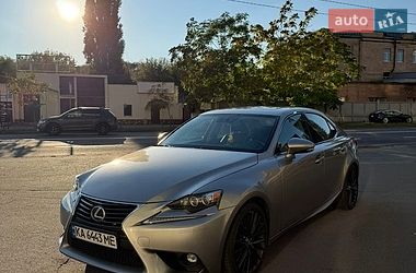 Седан Lexus IS 2015 в Киеве