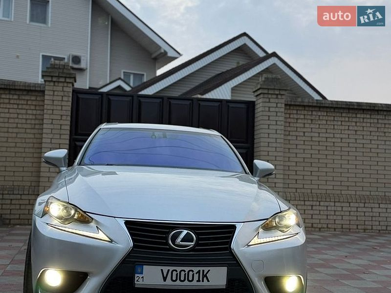 Седан Lexus IS 2013 в Харькове фото Седан Lexus IS 2013 в Харькове