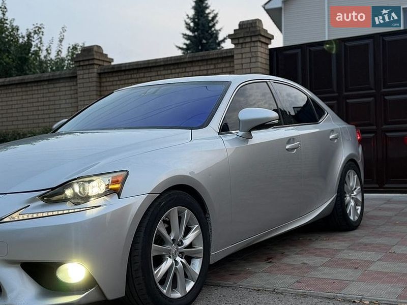 Седан Lexus IS 2013 в Харькове фото 3 Седан Lexus IS 2013 в Харькове