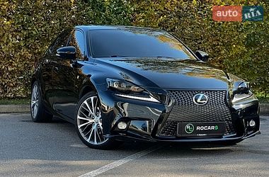 Седан Lexus IS 2015 в Киеве