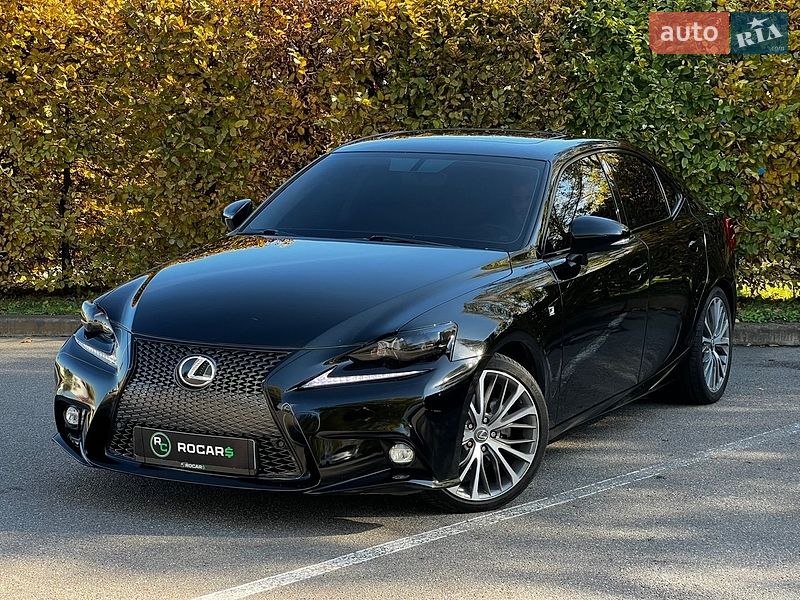 Седан Lexus IS 2015 в Киеве