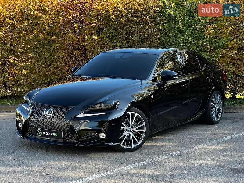 Седан Lexus IS 2015 в Києві
